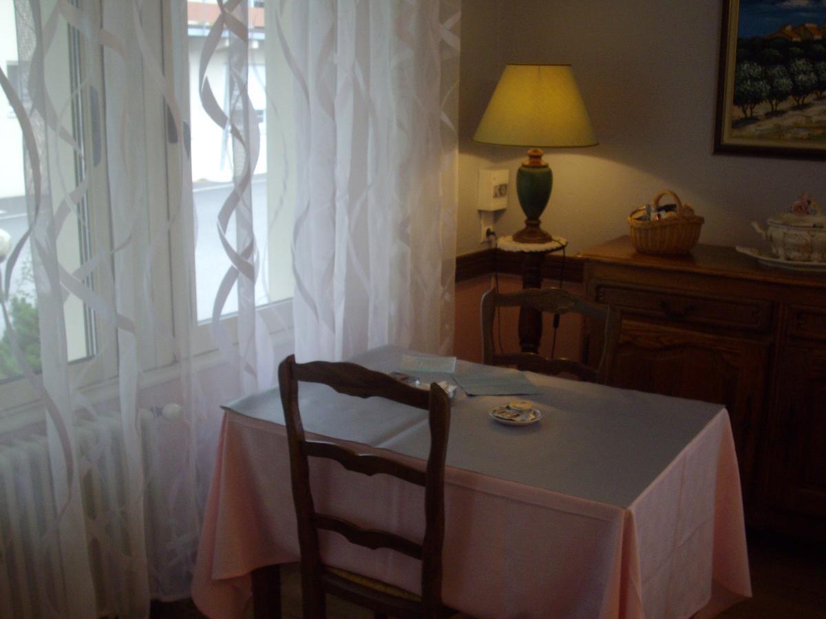 Hotel Restaurant Anglade Le Nayrac Kültér fotó